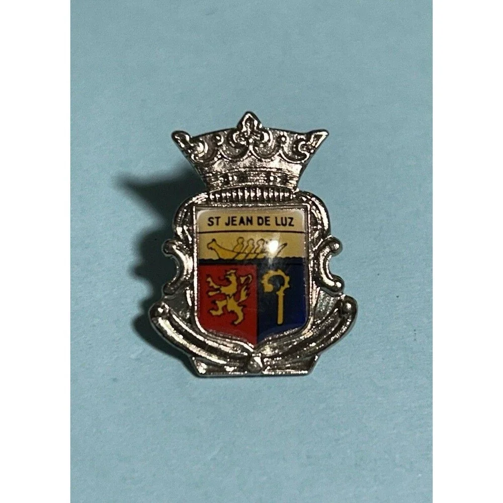 Vintage St Jean De Luz France Coat of Arms Crest Shield Souvenir Tourist Pin
